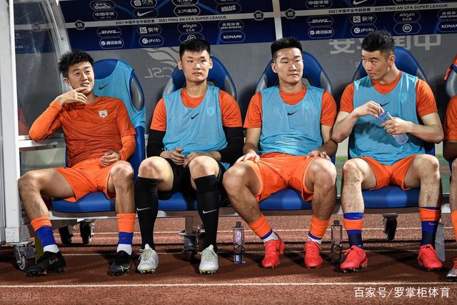 妻子致大马丁：你对忍受剧痛毫无怨言，最亲近的人知道经历了什么